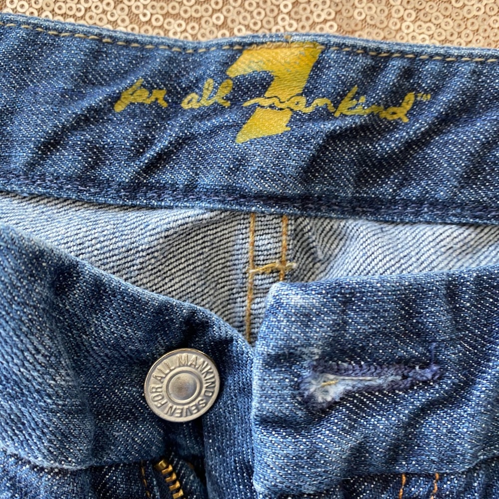 Fall Pick! 🍂 7 For All Mankind Jeans - Picture 6 of 7